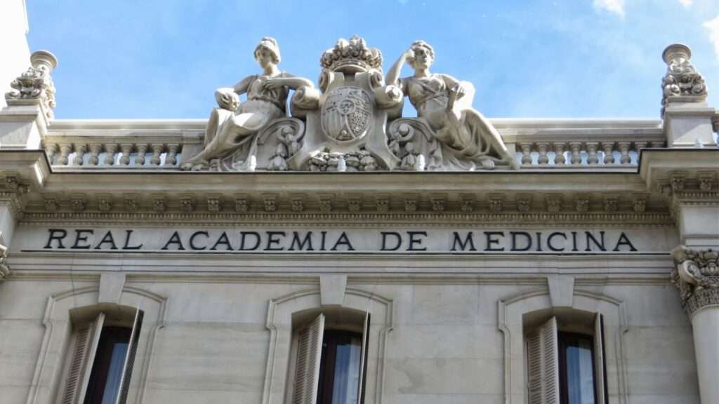 Fachada de la Real Academia de Medicina